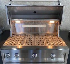 Artisan Professional 36" Grill W Rotisserie On Cart - ARTP-36C 7 Artisan Professional 36" Grill W Rotisserie On Cart - ARTP-36C -Weber Shop Inside of Artisan ARTP Grill 44870.1671040766.1500.1500